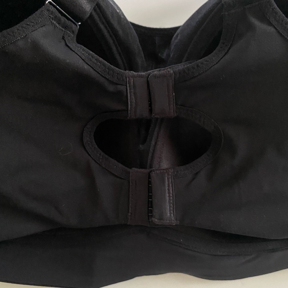 NWT RUNDERWEAR Power Running Bra - Picture 6 of 14